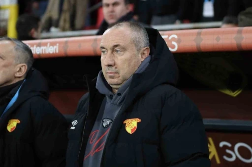 Stanimir Stoilov: "İki oyuncumuzun cezalı duruma d&uuml;şmesi &uuml;z&uuml;c&uuml;"
