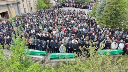 Su kuyusundaki temizlik faciasında &ouml;len 3 kişi son yolculuğuna uğurlandı
