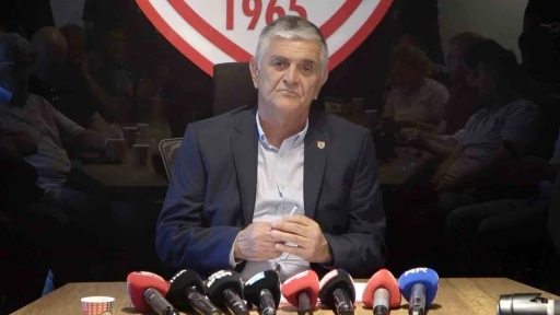 Suat &Ccedil;akır: "İstenilen seviyede teklif gelirse Drongelen, Trabzonspor&rsquo;a verilecek"
