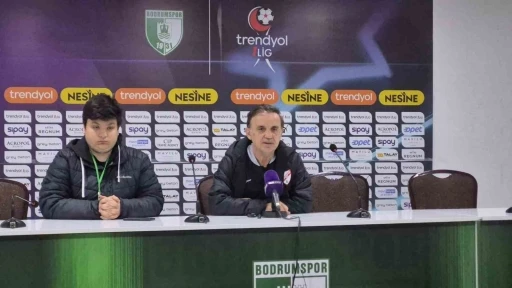 Suat Kaya: "Oyun disiplinini hi&ccedil;e sayarak bir oyun başlangıcı yaptık"
