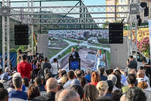 Ş&uuml;heda Parkı g&ouml;rkemli bir t&ouml;renle a&ccedil;ıldı
