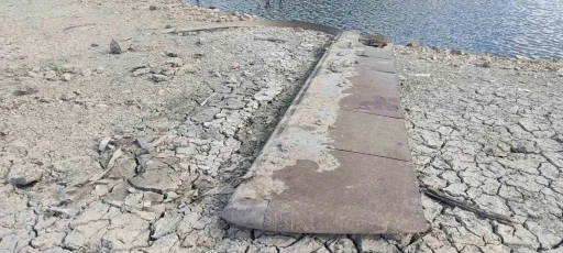 Sular çekildi, acı hatıralar ortaya çıktı
