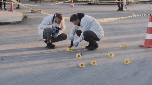 Sultangazi&rsquo;de kız &ouml;ğrenciye silahlı saldırı
