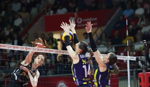Sultanlar Ligi’nde şampiyon V.Bank oldu
