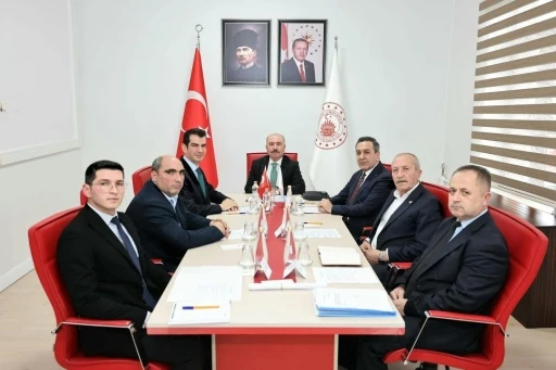 Sungurlu OSB y&ouml;netim kurulu toplantısında sanayicilerin talepleri masaya yatırıldı
