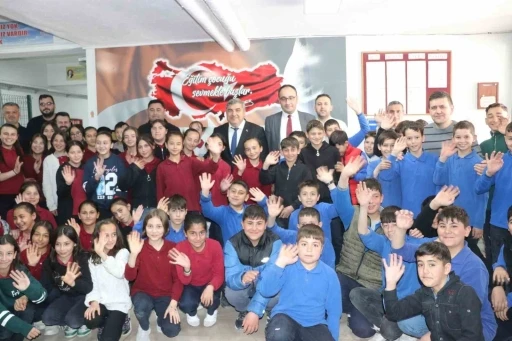 S&uuml;nnetci okul programlarına devam ediyor
