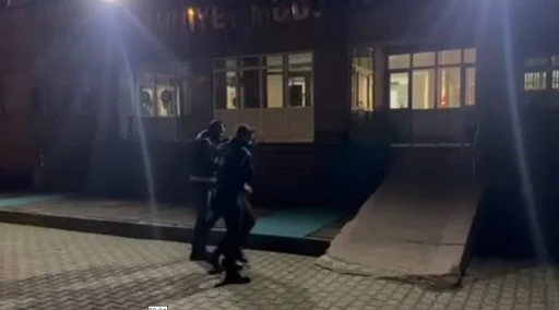 Ş&uuml;pheli d&uuml;zensiz g&ouml;&ccedil;men sınır dışı edildi
