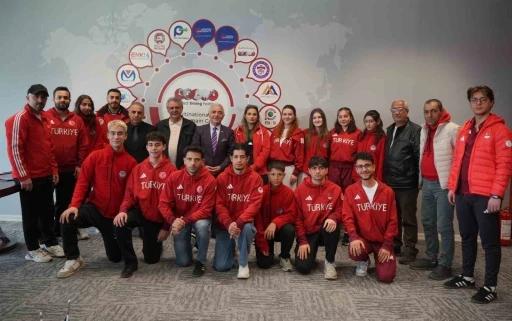 S&uuml;rat Pateni Milli Takımına dil desteği
