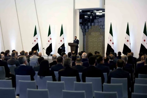 Suriye’de geçiş hükümetinin bakanları açıklandı
