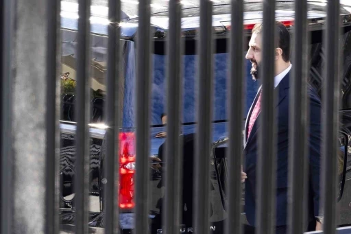 Suriye Devlet Başkanı eş-Şara, ABD Başkanı Trump ile bir araya geldi
