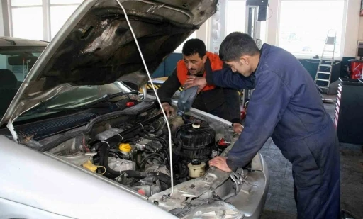Sürücülere araçları için kış bakımı uyarısı
