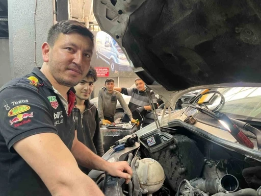S&uuml;r&uuml;c&uuml;lere yaz bakımı uyarısı: "K&uuml;&ccedil;&uuml;k masraflardan ka&ccedil;arken motoru kaybetmeyin"
