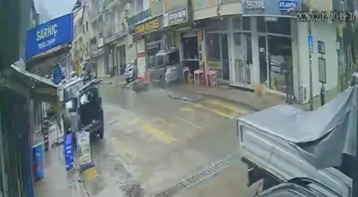 S&uuml;r&uuml;c&uuml;n&uuml;n şekeri d&uuml;şt&uuml;, kontrolden &ccedil;ıkan ara&ccedil; &ccedil;arşıyı birbirine kattı
