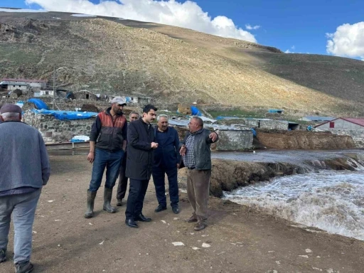 Susuz&rsquo;da taşkın alarmı: Kaymakam Tutal riskli b&ouml;lgelerde inceleme yaptı
