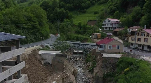 Sütlacı ile ünlü Hamsiköy’ün ulaşım sorunu çözüldü
