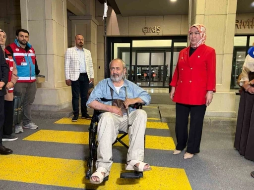 Suudi Arabistan&rsquo;a &ccedil;alışmak i&ccedil;in gitti, 40 yıl sonra &uuml;lkeye d&ouml;nebildi
