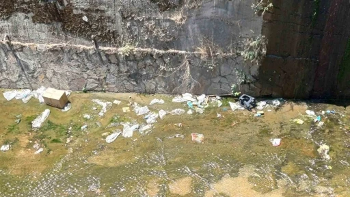 Tabakhane Deresi, duyarsız vatandaşların hedefi oldu
