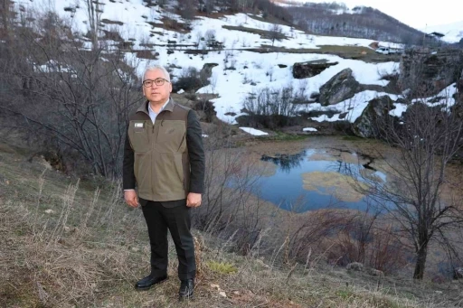 Tabiat Parkı ilan edilen Dipsiz G&ouml;l Şelalesi ziyaret&ccedil;ilerini bekliyor
