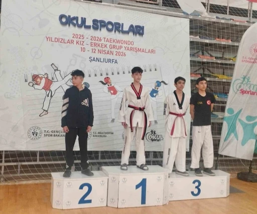 Taekwondo yarı finalinde Niğde r&uuml;zgarı