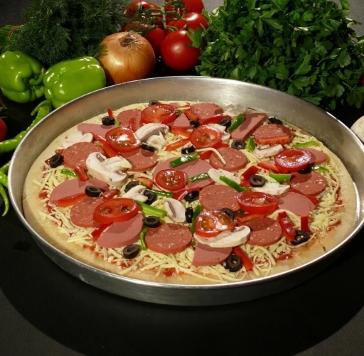 Tağşiş listesindeki pizzacı: &quot;Sorumluluk tamamen tedarikçiye aittir&quot;
