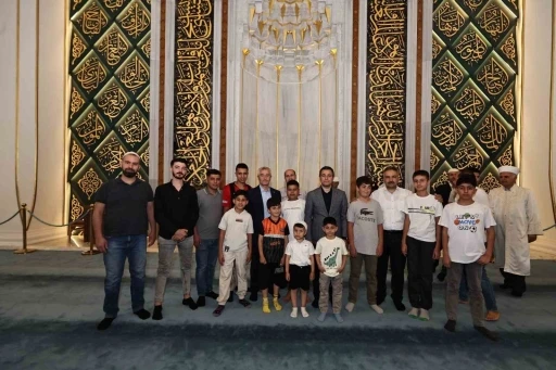Tahmazoğlu kurban kesim alanlarını ziyaret etti
