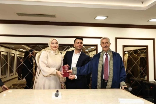 Tahmazoğlu’ndan yeni evlenecek çiftlere sürpriz
