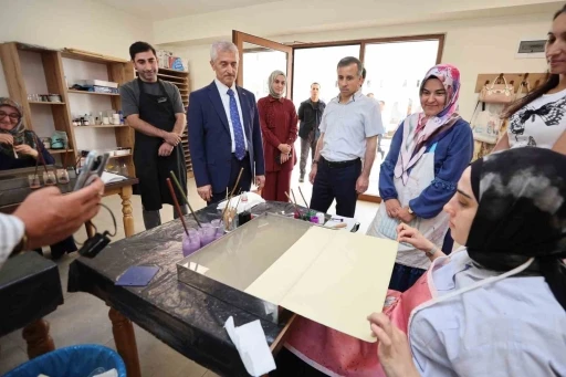 Tahmazoğlu Şahinbey Millet Cami ve Külliyesi’ni ziyaret etti
