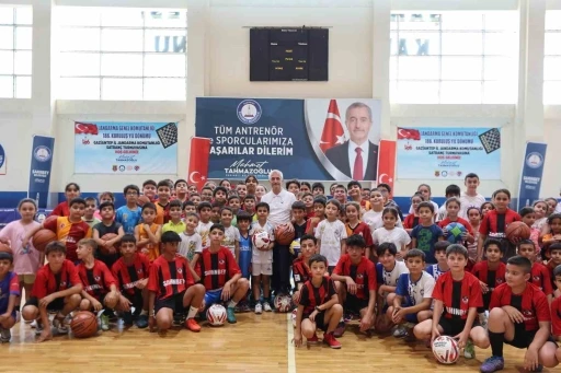 Tahmazoğlu yaz spor okulu öğrencileriyle buluştu

