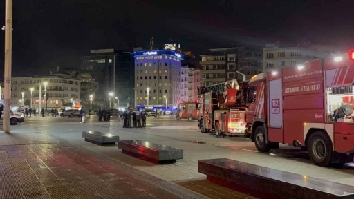 Taksim Metro İstasyonu&rsquo;nunda yangın paniği
