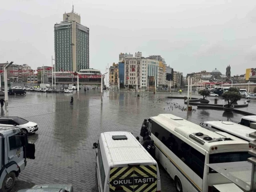 Taksim Meydanı ve İstiklal Caddesi&rsquo;nde 1 Mayıs sessizliği
