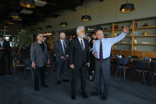 Tamer Karadağlı D&uuml;zce&rsquo;ye hayran kaldı
