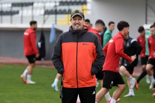 Taner Taşkın’dan Manisaspor taraftarlarına çağrı
