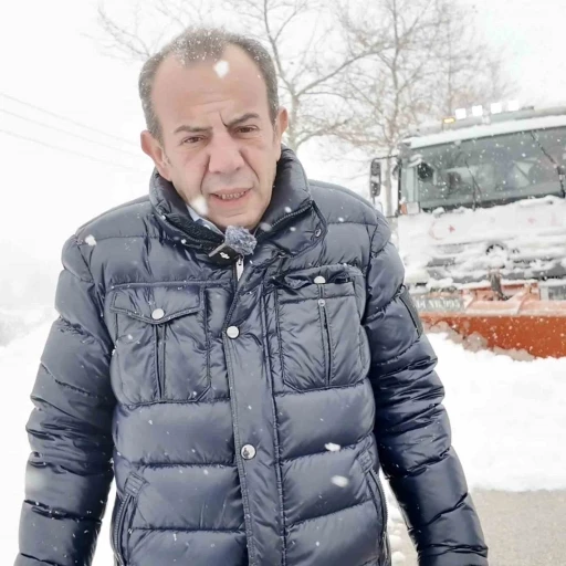 Tanju &Ouml;zcan itfaiyenin gereksiz taleplerle meşgul edilmemesini istedi
