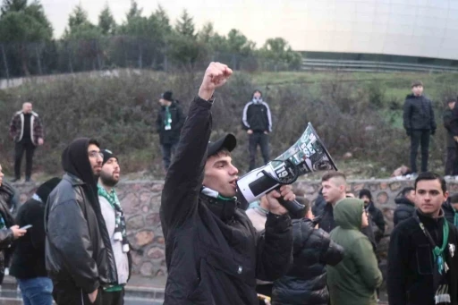 Taraftarlar Kocaelispor - Fenerbah&ccedil;e ma&ccedil;ına hazır
