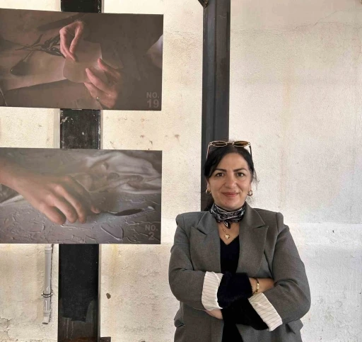 Tarihi Arasta&rsquo;da kadın emeği fotoğraflarla sergilendi

