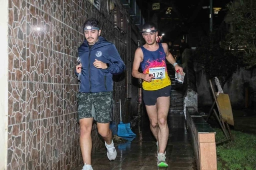 Tarihi &ccedil;arşıda gece oryantiring heyecanı
