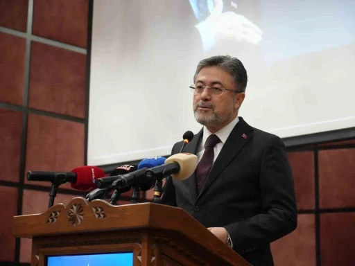 Tarım ve Orman Bakanı İbrahim Yumaklı&rsquo;dan CHP&rsquo;li belediyelere su eleştirisi:
