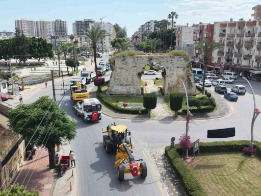 Tarsus Belediyesine yeni hizmet ara&ccedil;ları kazandırıldı
