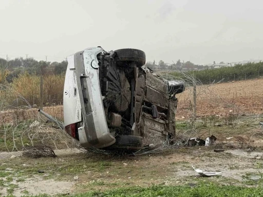Tarsus&rsquo;ta yağış kazaya neden oldu
