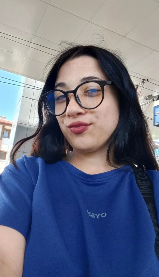 Tartıştığı eşini bı&ccedil;aklayarak &ouml;ld&uuml;rd&uuml;
