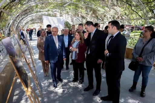 Taşk&ouml;pr&uuml;&rsquo;de "Bir Şehir, Bin Hikaye" sergisine yoğun ilgi

