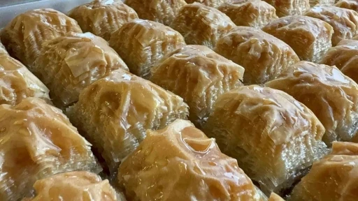 Tatlı bayramı zehir etmesin: Uzmanından &quot;porsiyon&quot; uyarısı
