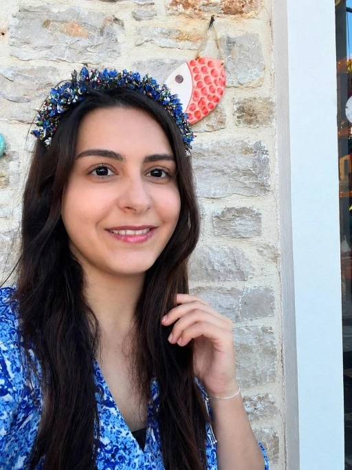 Tavaslı Y&ouml;r&uuml;k kızı Hollanda&rsquo;da T&uuml;rk ezgilerini yaşatıyor
