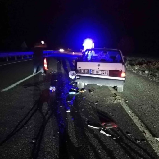 Tavşanlı’da arızalı araca çarpan sürücü yaralandı

