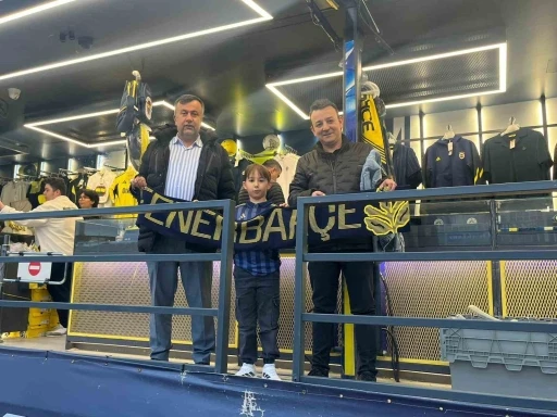 Tavşanlı&rsquo;da Fenerbah&ccedil;e lisanslı &uuml;r&uuml;nlerine yoğun ilgi
