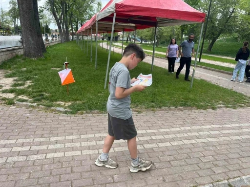 Tavşanlı&rsquo;da gen&ccedil; sporcular doğada strateji ve hız m&uuml;cadelesi verdi
