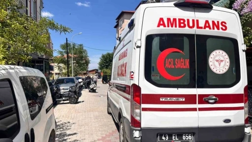 Tavşanlı&rsquo;da otomobil ile motosiklet &ccedil;arpıştı: 1 yaralı
