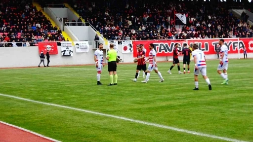 Tavşanlı derbisinde kazanan &ccedil;ıkmadı
