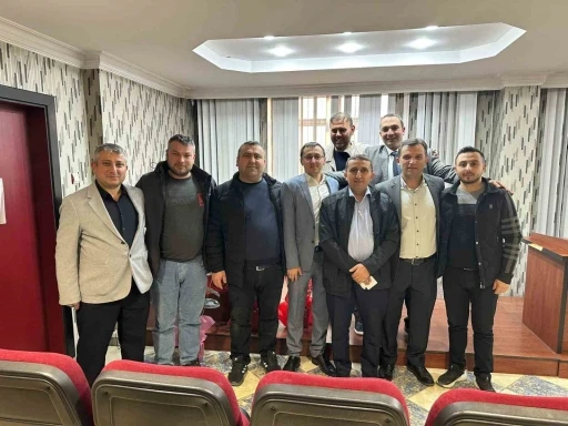 Tavşanlı Elektrik&ccedil;iler Odası&rsquo;nda bayrak değişimi
