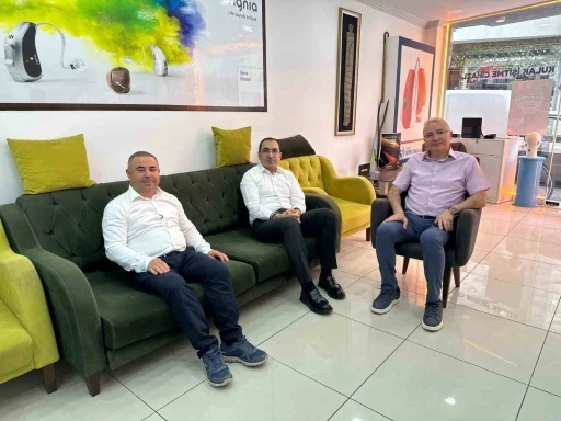 Tavşanlı Kaymakamı &Ouml;mer Faruk &Ouml;zdemir esnafın nabzını tutuyor
